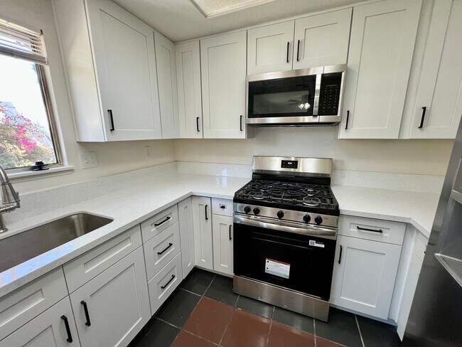 Foto del edificio - 7284 Parkside Pl