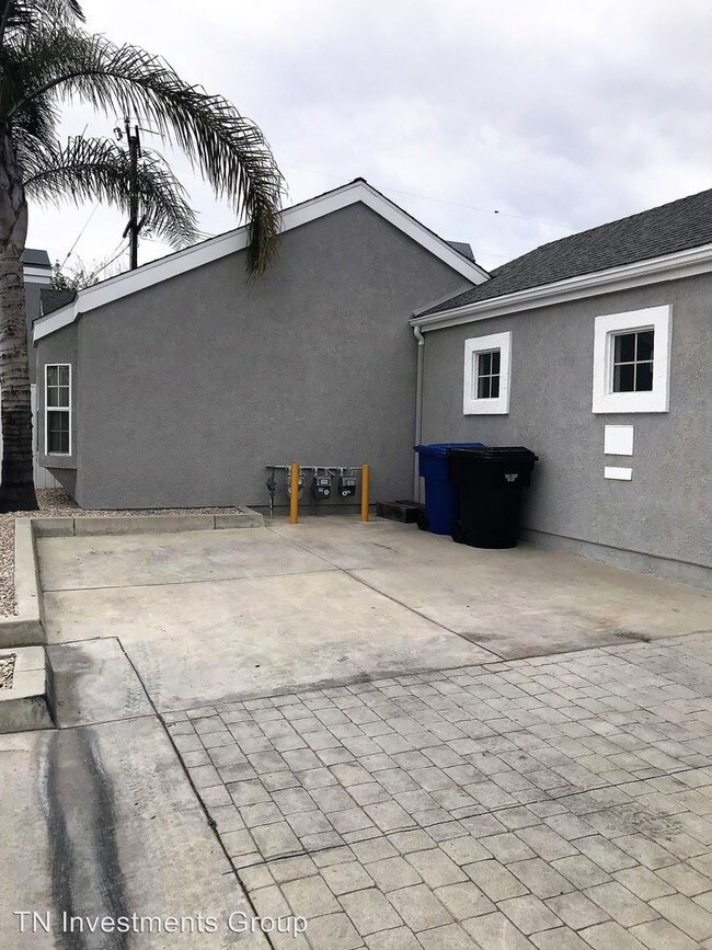 Foto del edificio - 4801-4811 Merten Ave