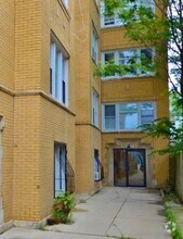 Building Photo - 3108 W Walton St