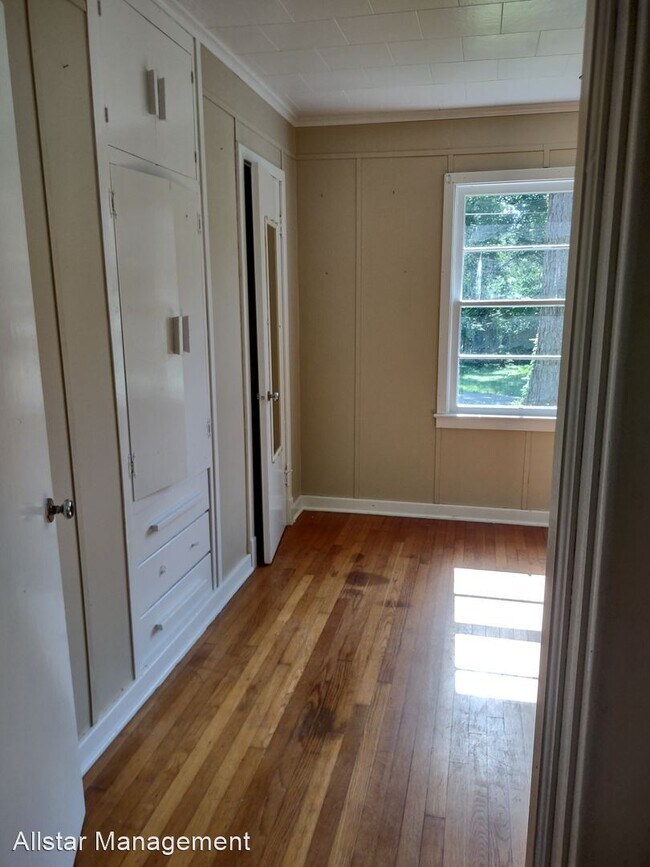 Foto del edificio - 3 br, 1 bath House - 2803 41st Avenue