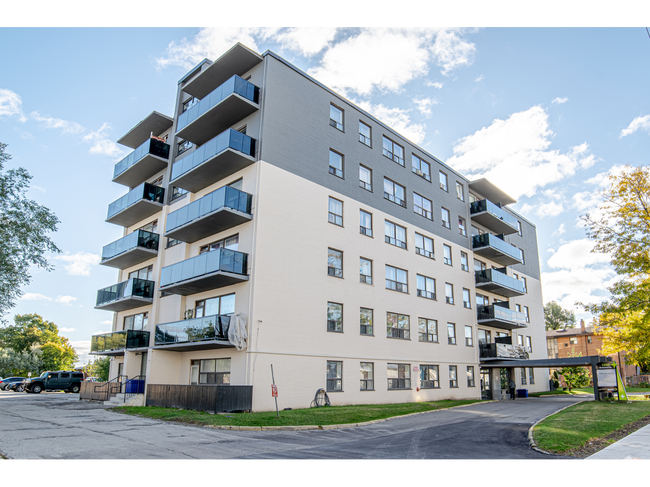 senior-living-apartments-condos-and-houses-for-rent-in-toronto-on-6