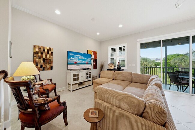 Foto del edificio - 6133 Marina Cove Way S