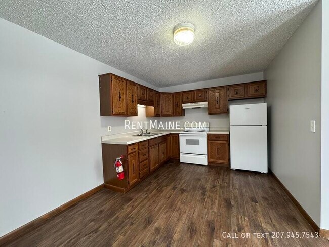 Building Photo - 14 Rancourt Ave