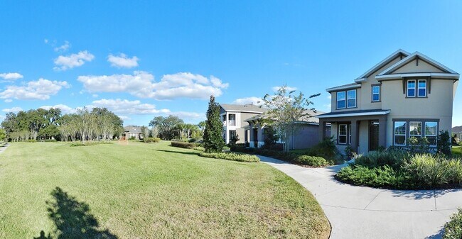 Foto del edificio - FishHawk Home Available Immediately!