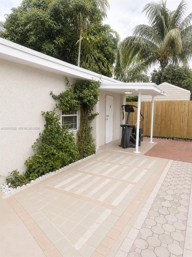 Foto del edificio - 2021 SW 57th Ct