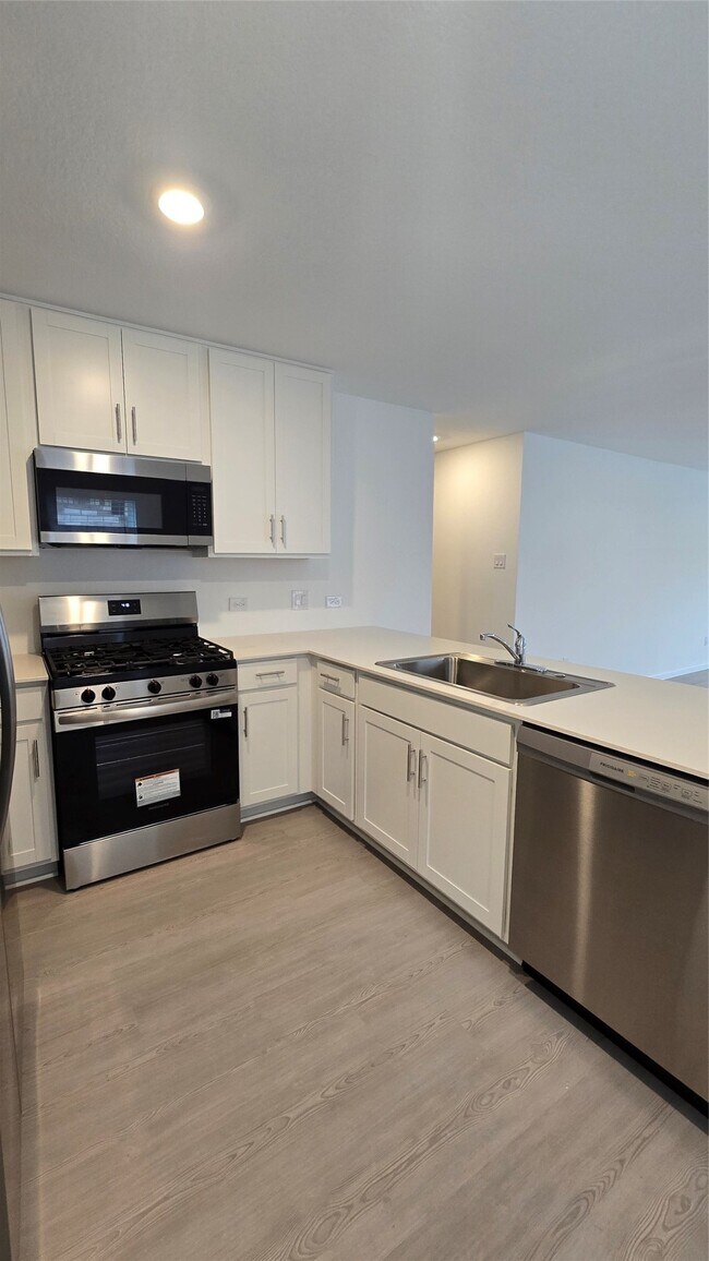 Building Photo - 27019 Turtle Vis Dr