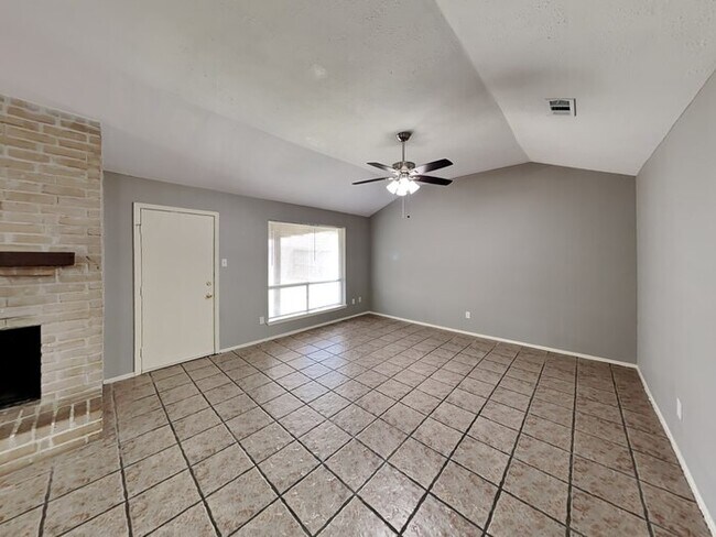Foto del edificio - 24030 Griffin House Ln