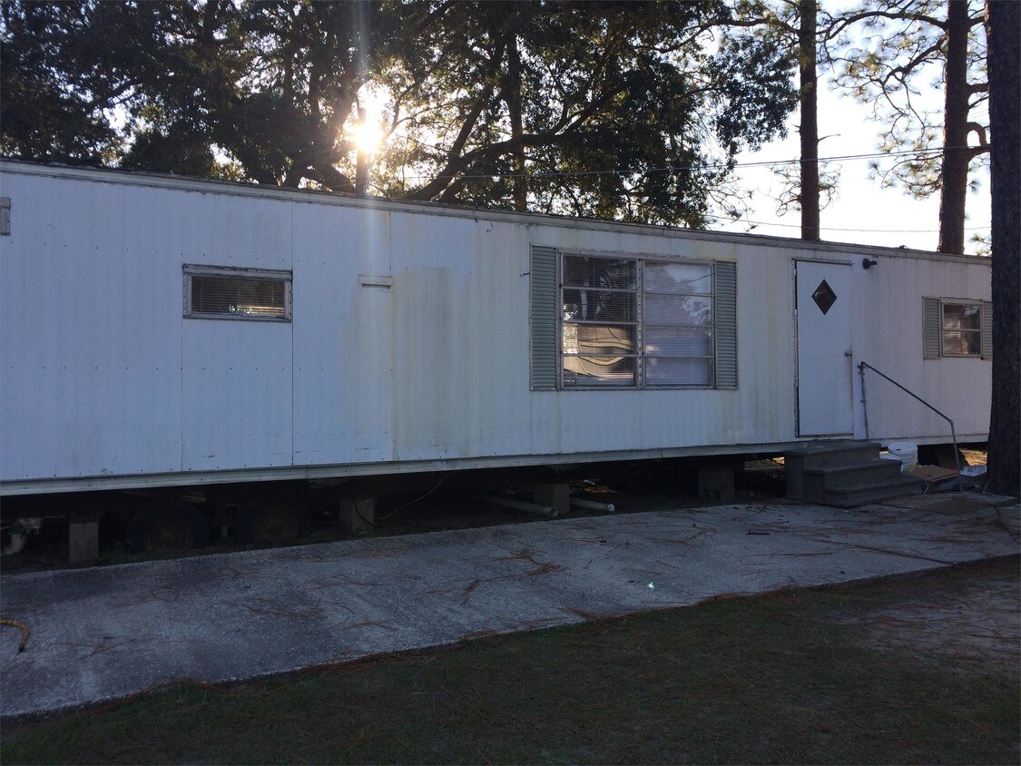 4236 Old Bemiss Rd Unit 4236 Old Bemiss lot, Valdosta, GA 31605 Room