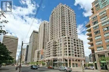 Photo principale - 909-2909 Bay St.