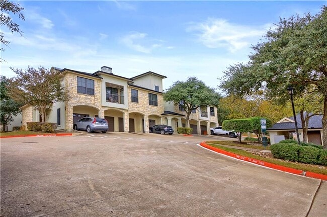 Building Photo - 7701 Rialto Blvd