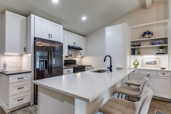 Building Photo - 13814 George Rd