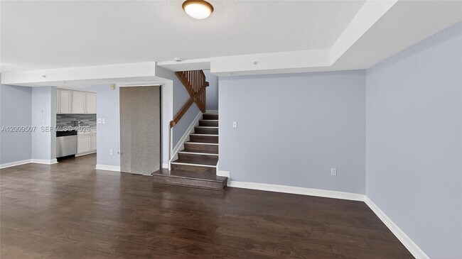 Foto del edificio - 280 SW 20th Rd