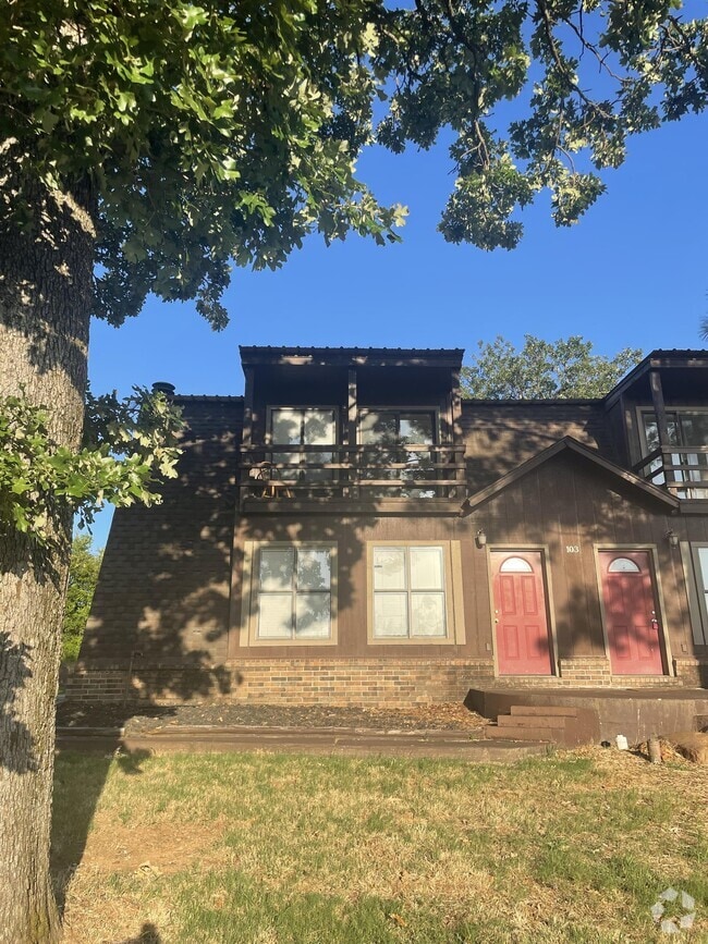 Building Photo - 103 Myra Ln