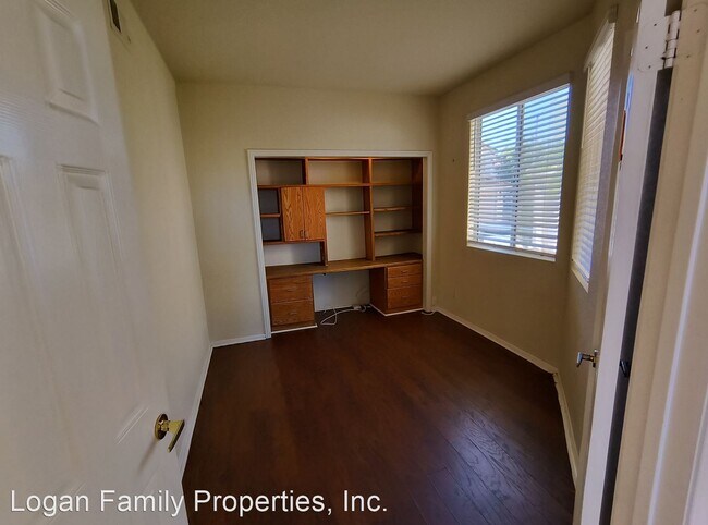 Building Photo - 3 br, 3 bath House - 11063 Caminito Alegra