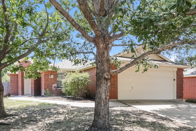 Foto del edificio - 2504 Castle Ridge Dr