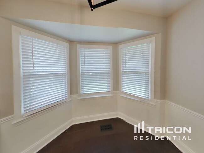 Foto del edificio - 15924 W 149th Terrace
