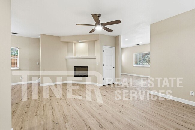 Foto del edificio - 3371 Melodye Ct