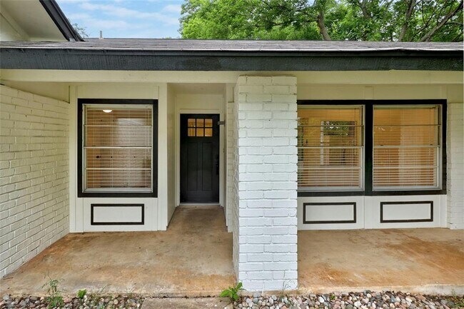 Building Photo - 12316 Bainbridge Ln