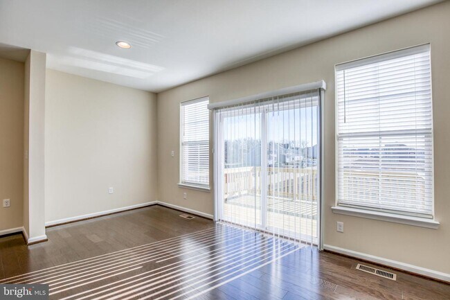 Building Photo - 107 ALDERMAN