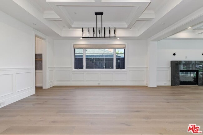Building Photo - 9363 Monte Mar Dr