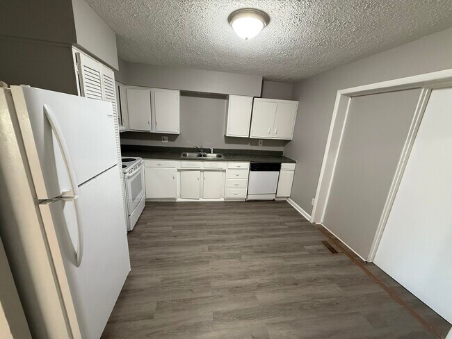 Foto del edificio - 1857 Dunkirk Dr