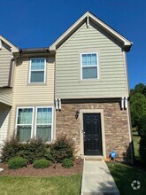 Building Photo - 1023 Kenross Dr