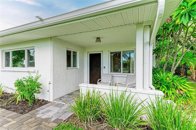 Building Photo - 302 San Marco Dr