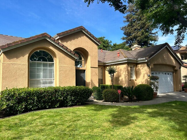 Foto del edificio - Beautiful Brookside Home 3 Bedroom/2 Bath