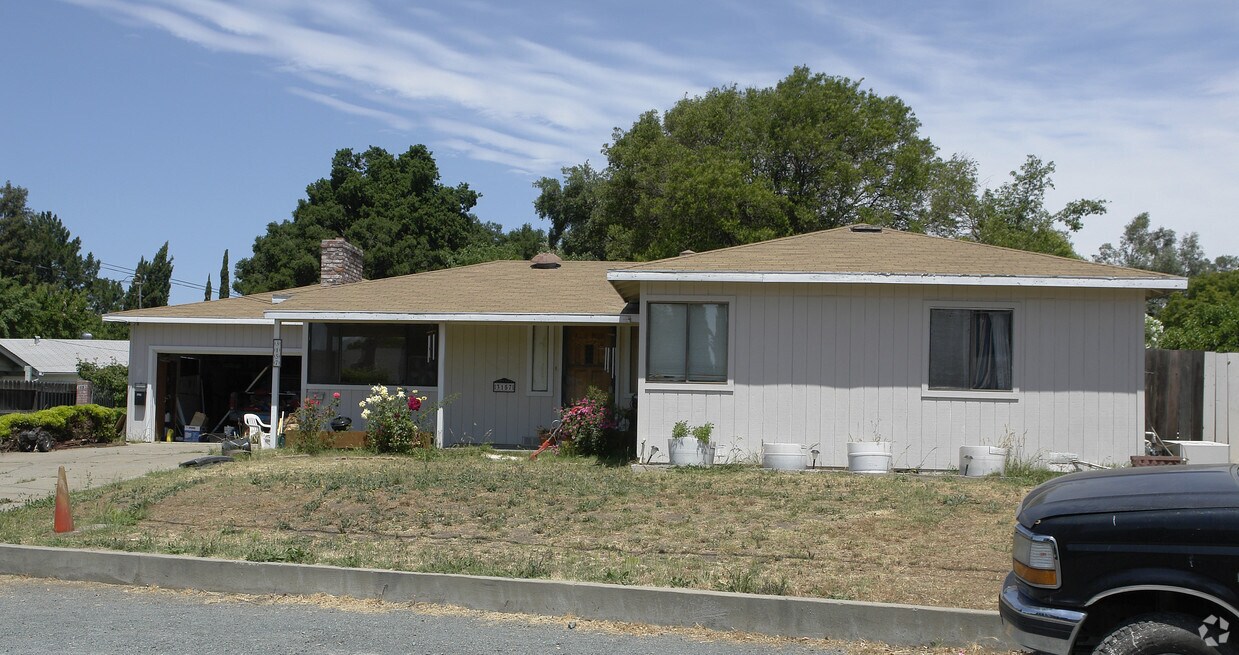 Building Photo - 3155 The Alameda