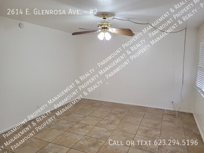 Foto del edificio - 2614 E Glenrosa Ave