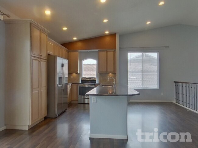 Building Photo - 8252 Cypress Wood Dr