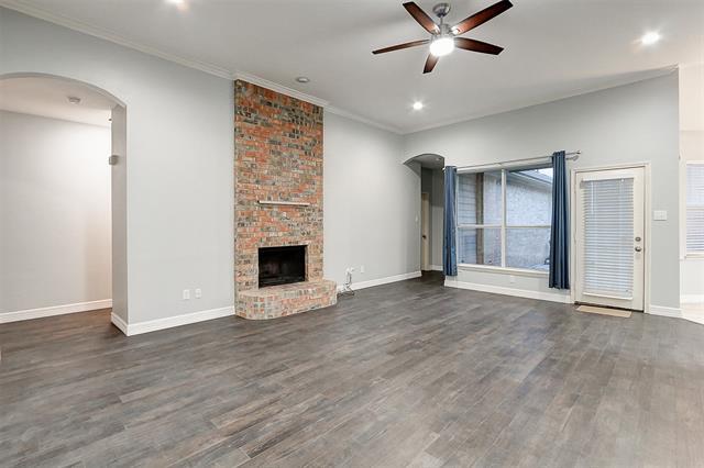 Building Photo - 3610 Crestcreek Ct