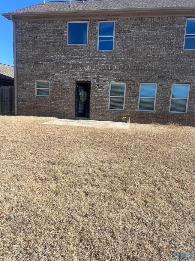 Foto del edificio - 8223 NW Stone Mill Dr