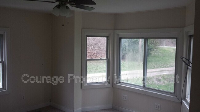 Foto del edificio - 1882 County Rd 60