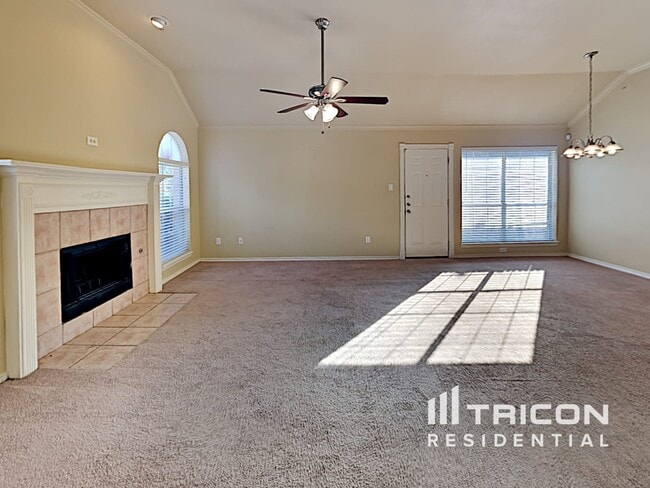 Building Photo - 916 Kory Dr