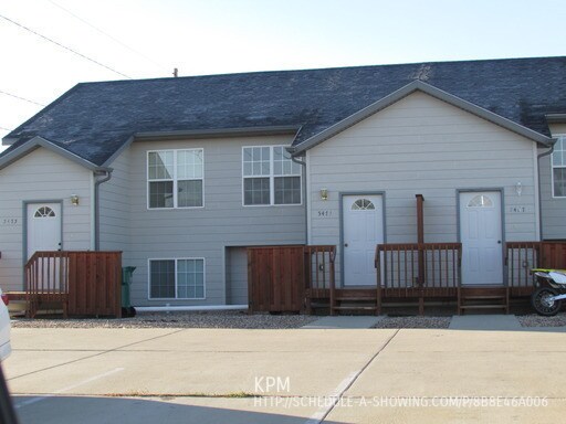 Primary Photo - 5447 Williams St