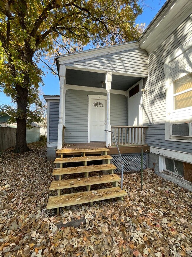 Foto del edificio - 909 Merchant St