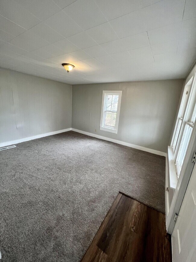 Foto del edificio - 2BR/1BA Home in Adairville