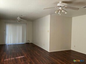 Building Photo - 1409 Paseo Del Oro