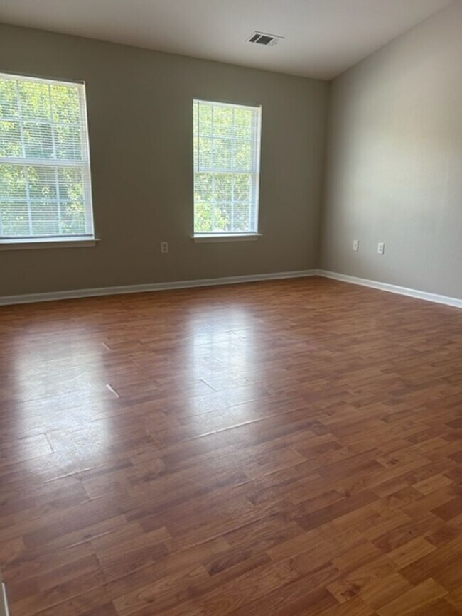 Foto del edificio - Coming Soon! - Stunning 4 Bedroom Home in Coulwood East Community