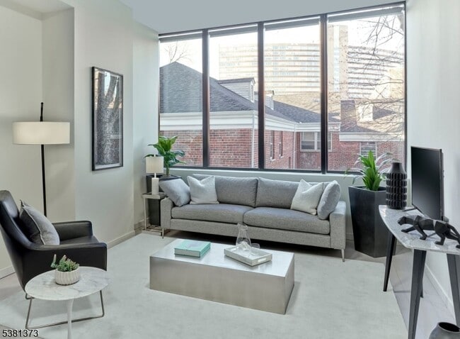Foto del edificio - 258 S Harrison St
