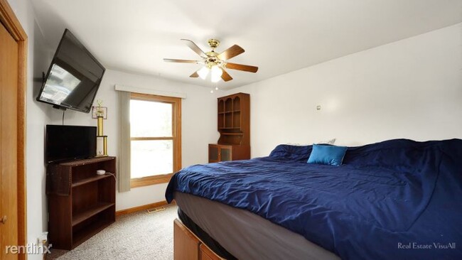 Building Photo - 4 br, 2 bath House - 514 S. Sandra St