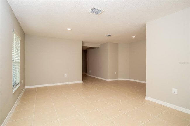 Building Photo - 279 Fig Ct