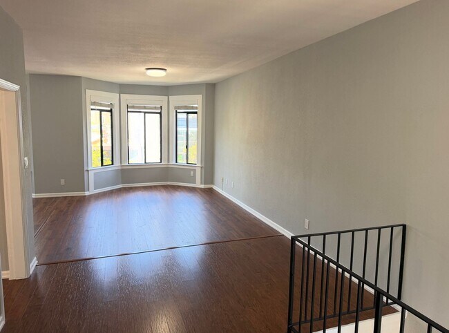 Foto del edificio - 1221-1225 Folsom Street