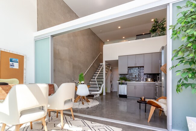 The Stanford West 91 Photos &amp; 0 Reviews Apartment for