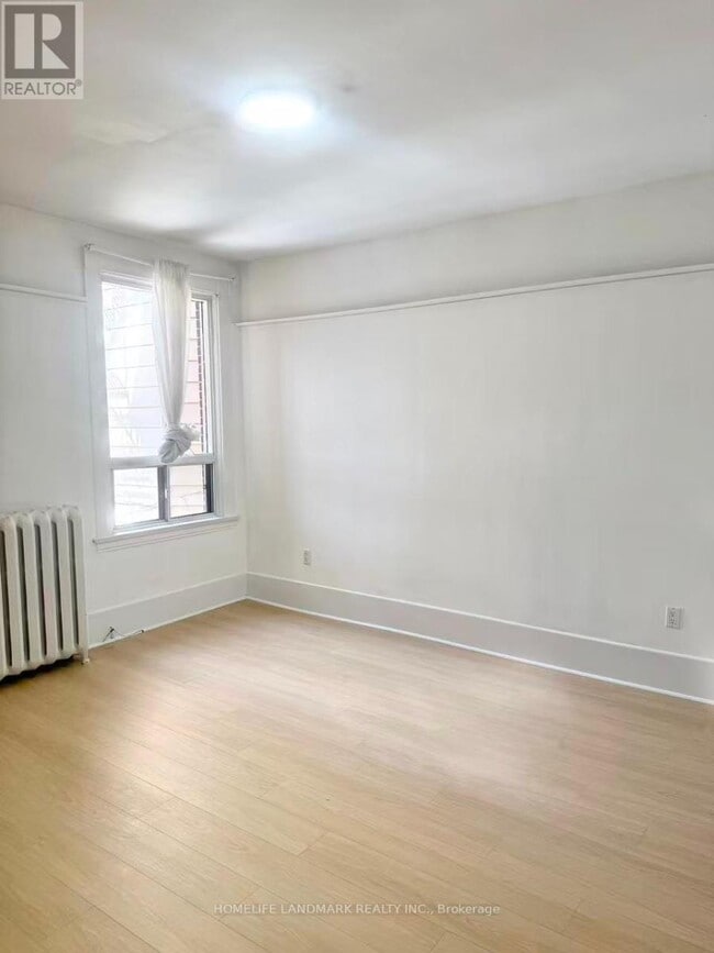 Building Photo - 246 Euclid Ave