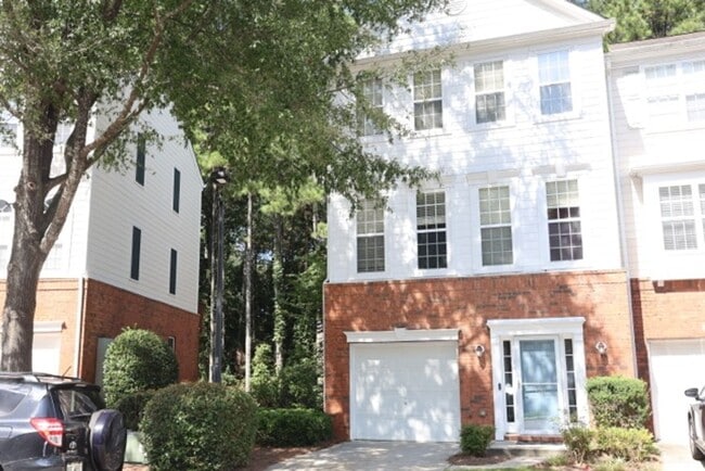 3 Bedroom Townhome in the Heart of Dulth - 3 Bedroom Townhome in the Heart of Dulth