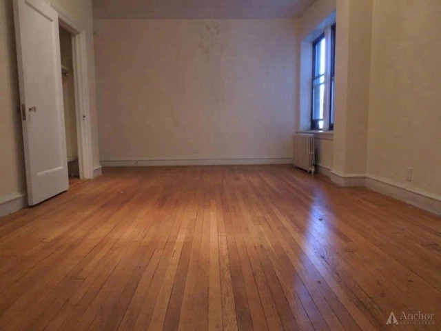 Primary Photo - 350 W 55th St