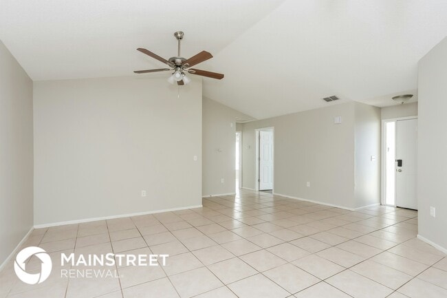 Foto del edificio - 3945 37th St Ct W