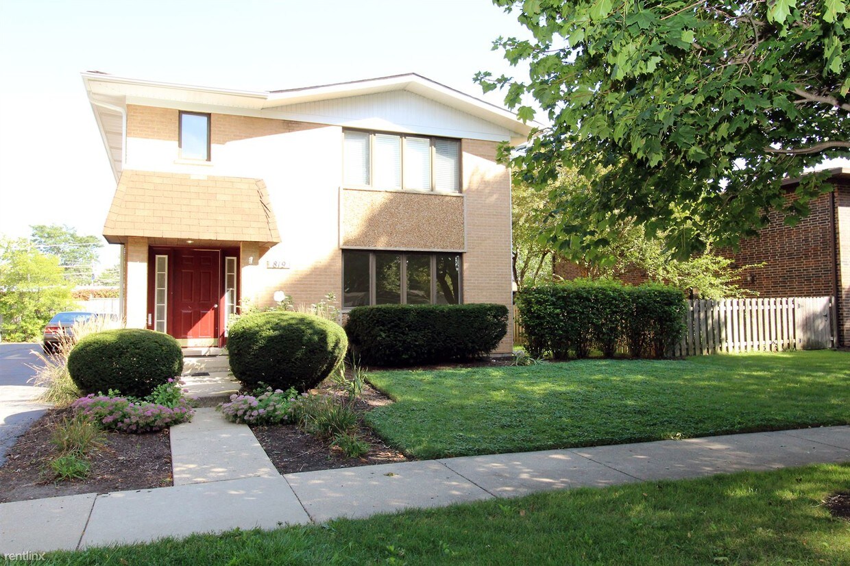 Primary Photo - 819 S McKinley Ave